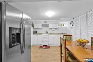 1025 Maple Dr, New Milford, NJ 07646 - Photo 39