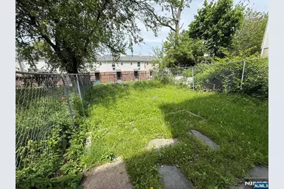 519 16th Street, Newark, NJ 07103 - Photo 15