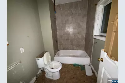 519 16th Street, Newark, NJ 07103 - Photo 13