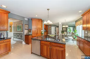 103 Passaic Valley Rd, Montville Township, NJ 07045 - Photo 15