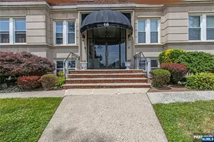 16 Forest Street 302, Montclair, NJ 07042 - Photo 3