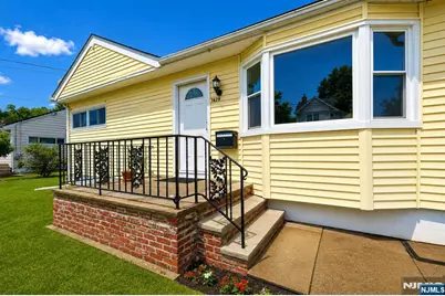 1429 Washington Avenue, Pompton Lakes, NJ 07442 - Photo 3