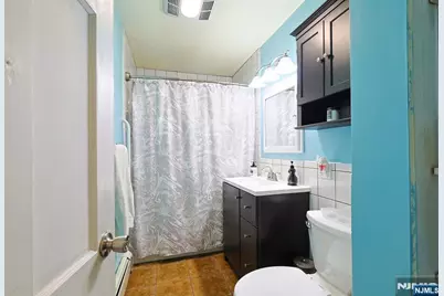 1429 Washington Avenue, Pompton Lakes, NJ 07442 - Photo 7
