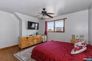 409 Farnham Ave, Lodi, NJ 07644 - Photo 31