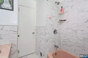 409 Farnham Ave, Lodi, NJ 07644 - Photo 29