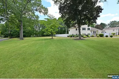 621 Stanley Place, River Vale Township, NJ 07675 - Photo 25