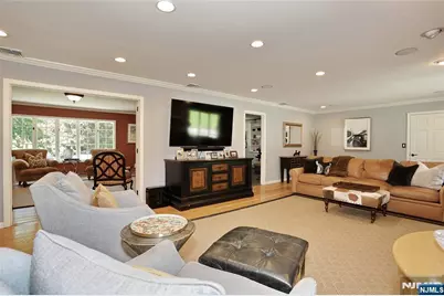 252 Bayberry Lane, Franklin Lakes, NJ 07417 - Photo 11