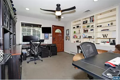 252 Bayberry Lane, Franklin Lakes, NJ 07417 - Photo 13