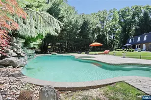 252 Bayberry Ln, Franklin Lakes, NJ 07417 - Photo 35