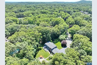 252 Bayberry Lane, Franklin Lakes, NJ 07417 - Photo 43