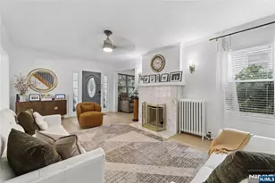 306 Passaic Ave, Hasbrouck Heights, NJ 07604 - Photo 9