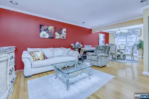 37 Cedar Dr, Rochelle Park Township, NJ 07662 - Photo 3