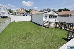 140 Carlyle Ct, Carlstadt, NJ 07072 - Photo 31