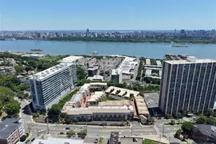 300 Gorge Road 2, Cliffside Park, NJ 07010 - Photo 43