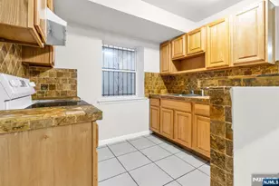 285 6th St, Newark, NJ 07103 - Photo 37