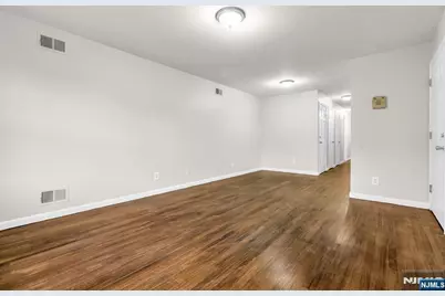 285 6th Street, Newark, NJ 07103 - Photo 7