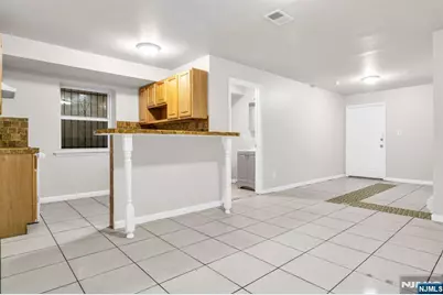 285 6th Street, Newark, NJ 07103 - Photo 33