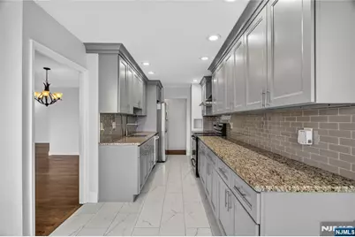 300 Winston Drive C3111 #C3111, Cliffside Park, NJ 07010 - Photo 13