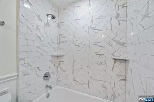 300 Winston Dr C3111, Cliffside Park, NJ 07010 - Photo 23
