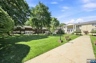 125 Regency Park 125, Ramsey, NJ 07446 - Photo 17