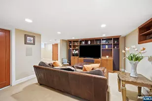 283 Highwood, Ridgewood, NJ 07450 - Photo 31