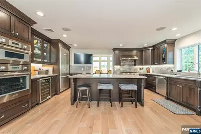 57 Coventry Road, Wayne, NJ 07470 - Photo 9