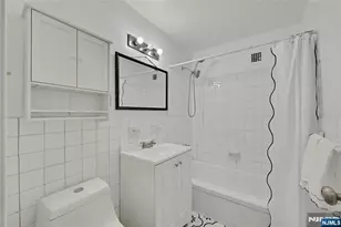 285 Aycrigg Ave 22J, Passaic, NJ 07055 - Photo 19