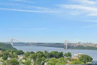 900 Palisade Avenue 17C #17C, Fort Lee, NJ 07024 - Photo 39