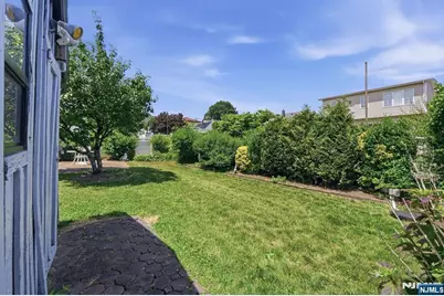 183 Lee Street, Elmwood Park, NJ 07407 - Photo 45