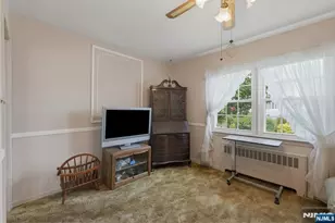 183 Lee St, Elmwood Park, NJ 07407 - Photo 15