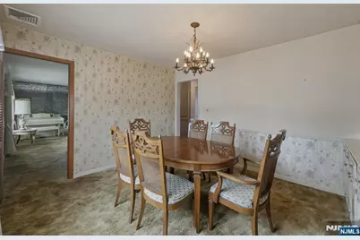 183 Lee Street, Elmwood Park, NJ 07407 - Photo 11