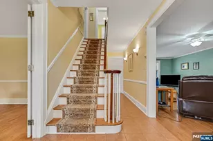 1 Buena Vista Ave, Hawthorne, NJ 07506 - Photo 3