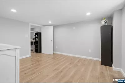 611 Maple Avenue, Teaneck Township, NJ 07666 - Photo 33