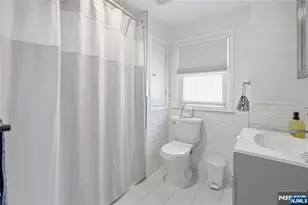 611 Maple Ave, Teaneck Township, NJ 07666 - Photo 27