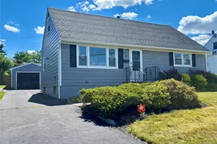 9 Joan Pl, Clifton, NJ 07012 - Photo 3
