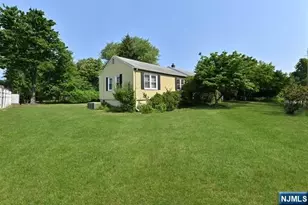173 Walnut St, Northvale, NJ 07647 - Photo 21