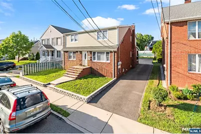 17 Kossuth Street, Wallington, NJ 07057 - Photo 3