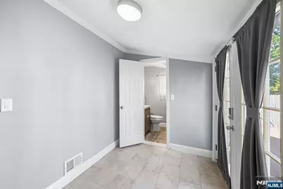201 Prospect Street, Englewood, NJ 07631 - Photo 15