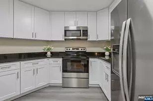 436 Lee Ct 4133, Fort Lee, NJ 07024 - Photo 9
