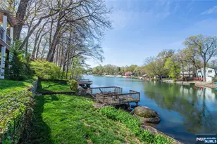 393 Lakeview Ave, Ringwood, NJ 07456 - Photo 41