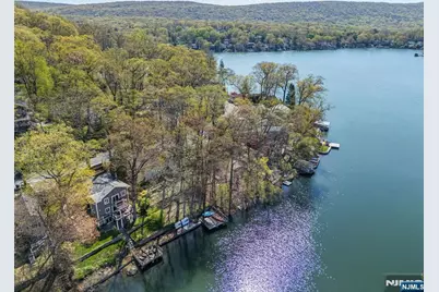 393 Lakeview Avenue, Ringwood, NJ 07456 - Photo 45