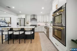 3 Marlo Rd, Livingston, NJ 07039 - Photo 13
