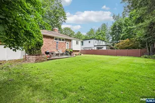 35 Knickerbocker Rd, Closter, NJ 07624 - Photo 31