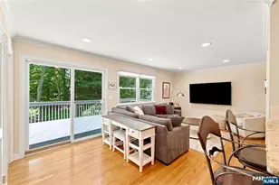 28 Delbrook Rd, Parsippany, NJ 07950 - Photo 13