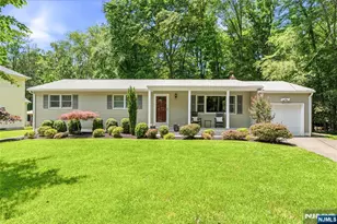 28 Delbrook Rd, Parsippany, NJ 07950 - Photo 3