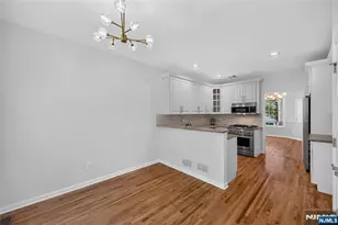 6 Schweinberg Dr R, Roseland, NJ 07068 - Photo 5