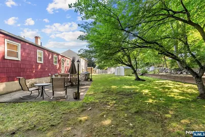 33 Walter Drive, Bloomingdale, NJ 07403 - Photo 35