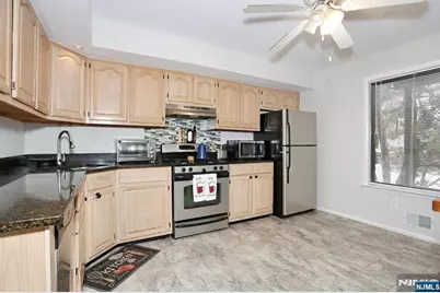 3 Brookside Heights 3I #3i, Wanaque, NJ 07465 - Photo 9