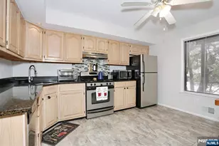 3 Brookside Heights 3I, Wanaque, NJ 07465 - Photo 9
