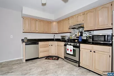 3 Brookside Heights 3I #3i, Wanaque, NJ 07465 - Photo 11